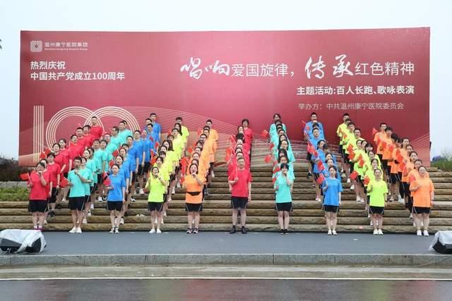 迷路的可爱男孩
